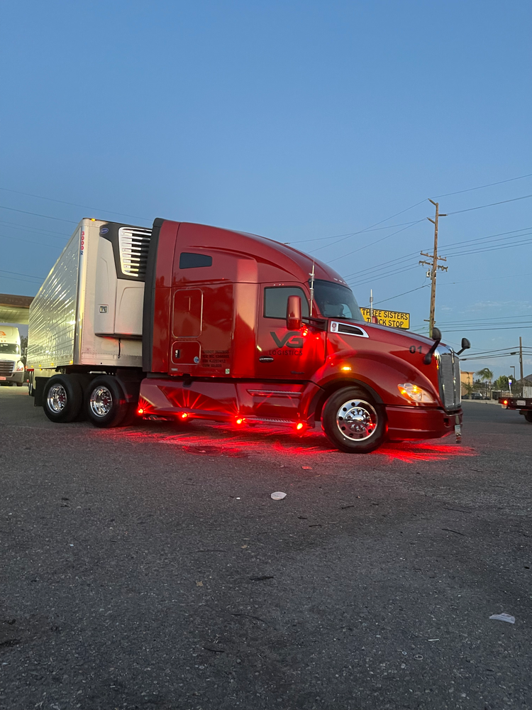 Custom A Rigs Viking Custom Rigs Chrome Accessories And Lights
